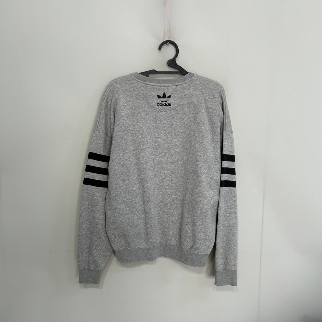 아디다스 매드 플레이드 크루 맨투맨 105 상품이미지3