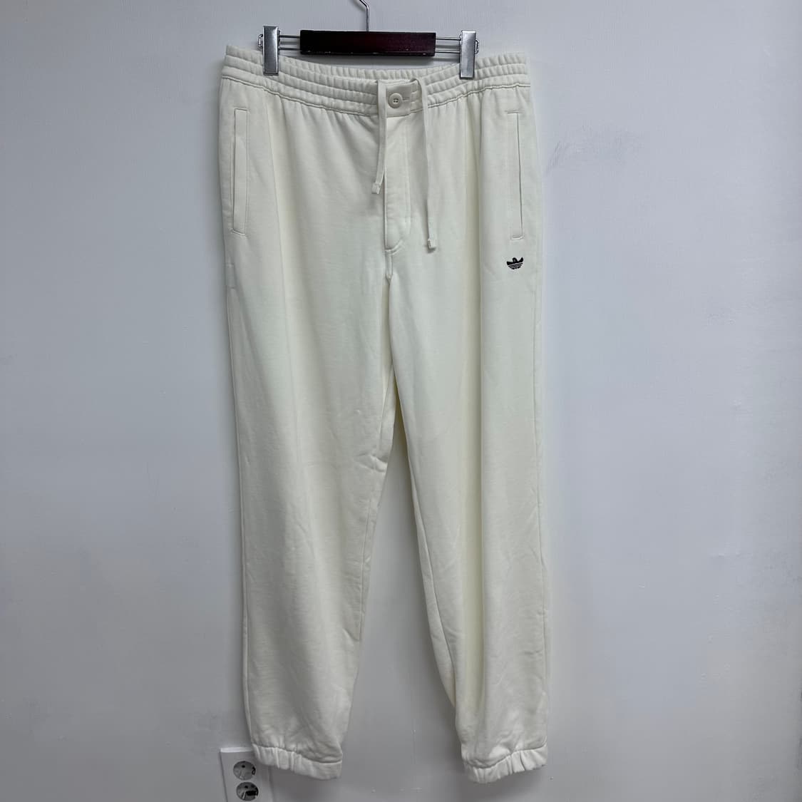 아디다스 x 마크곤잘레스 슈무팬츠 조거팬츠 L사이즈 J24 상품이미지1