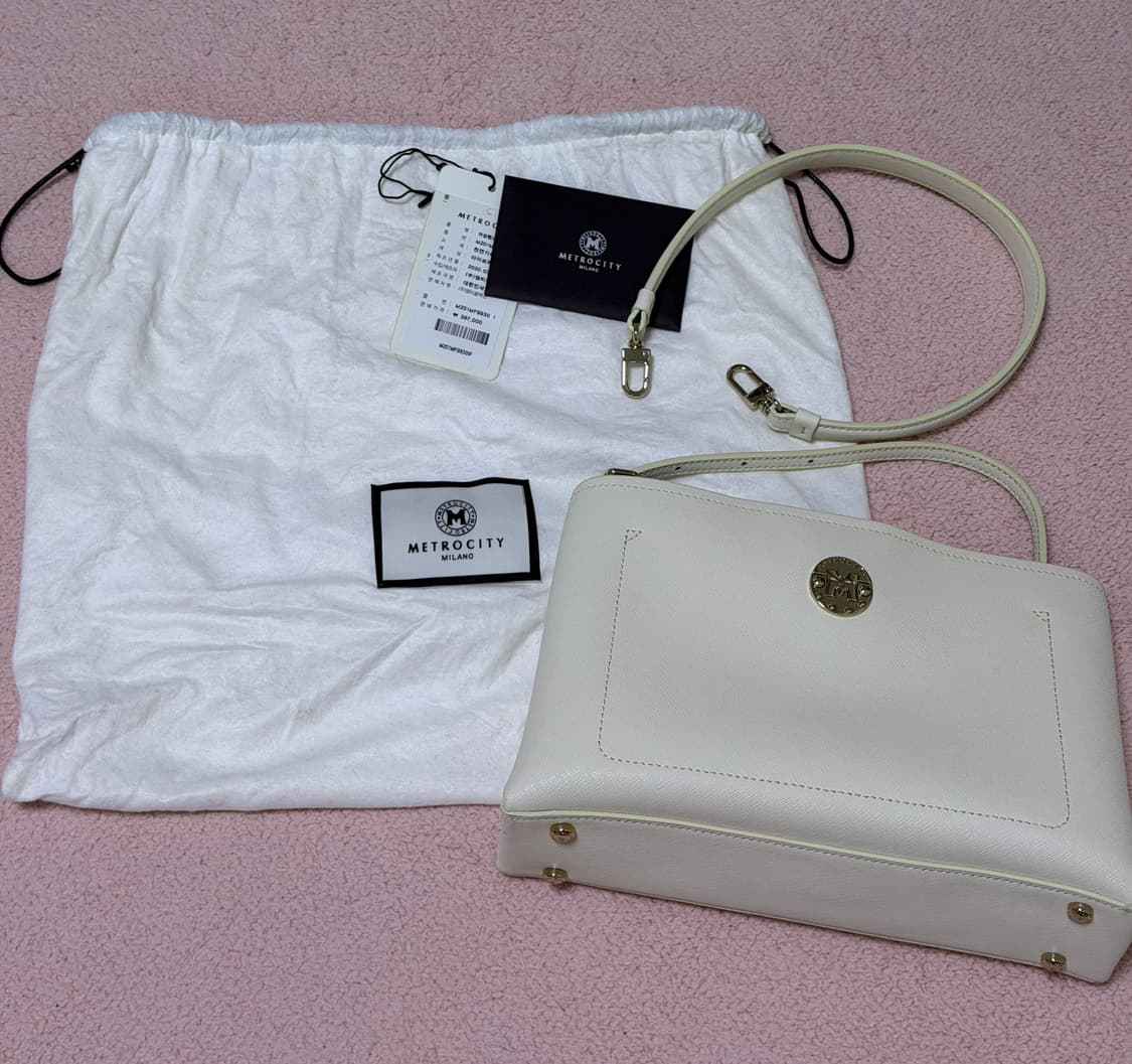 메트로시티 크로스백 숄더백 상품이미지1