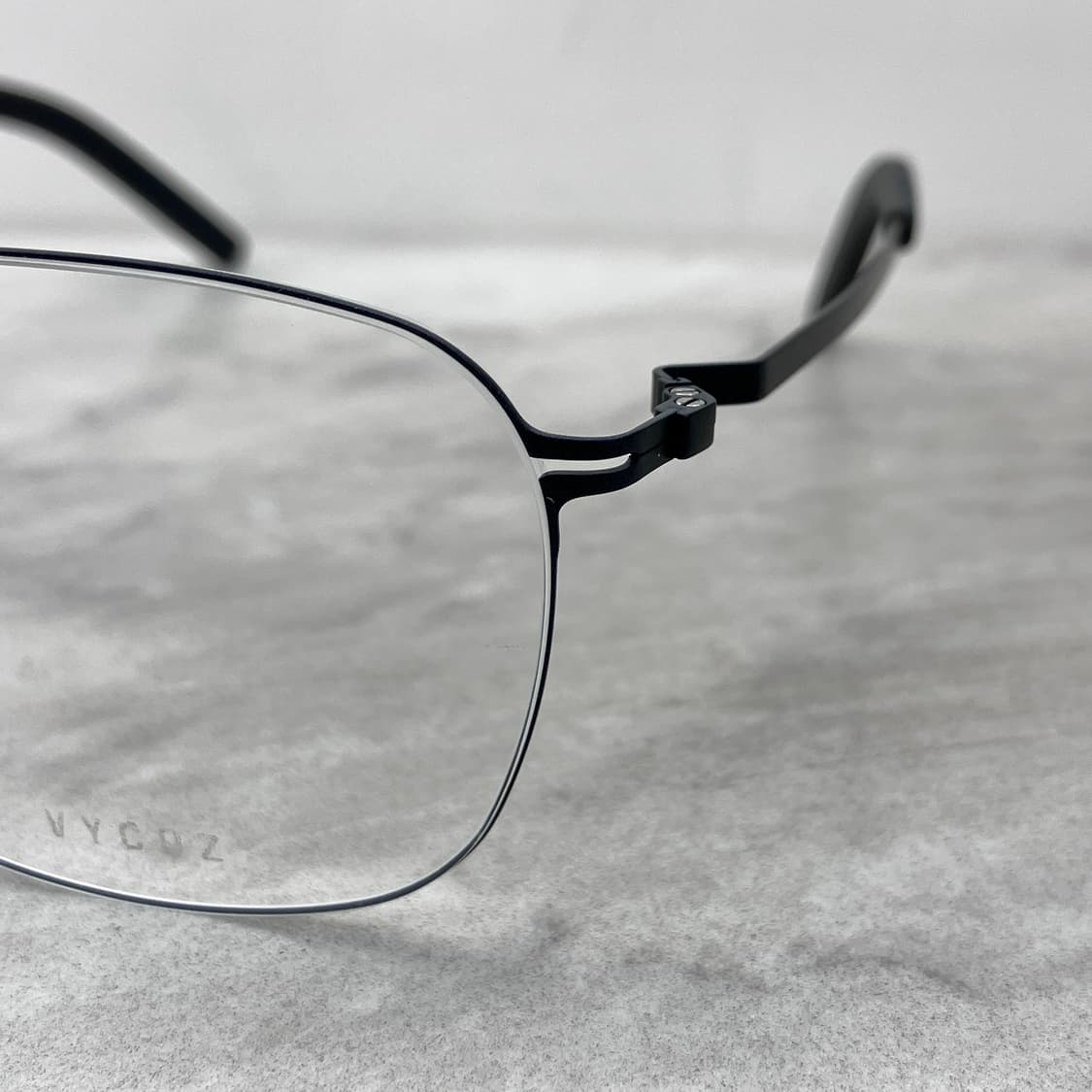 B95 바이코즈 VYCOZ 매트블랙 스퀘어 역산각 메탈테 안경 상품이미지7