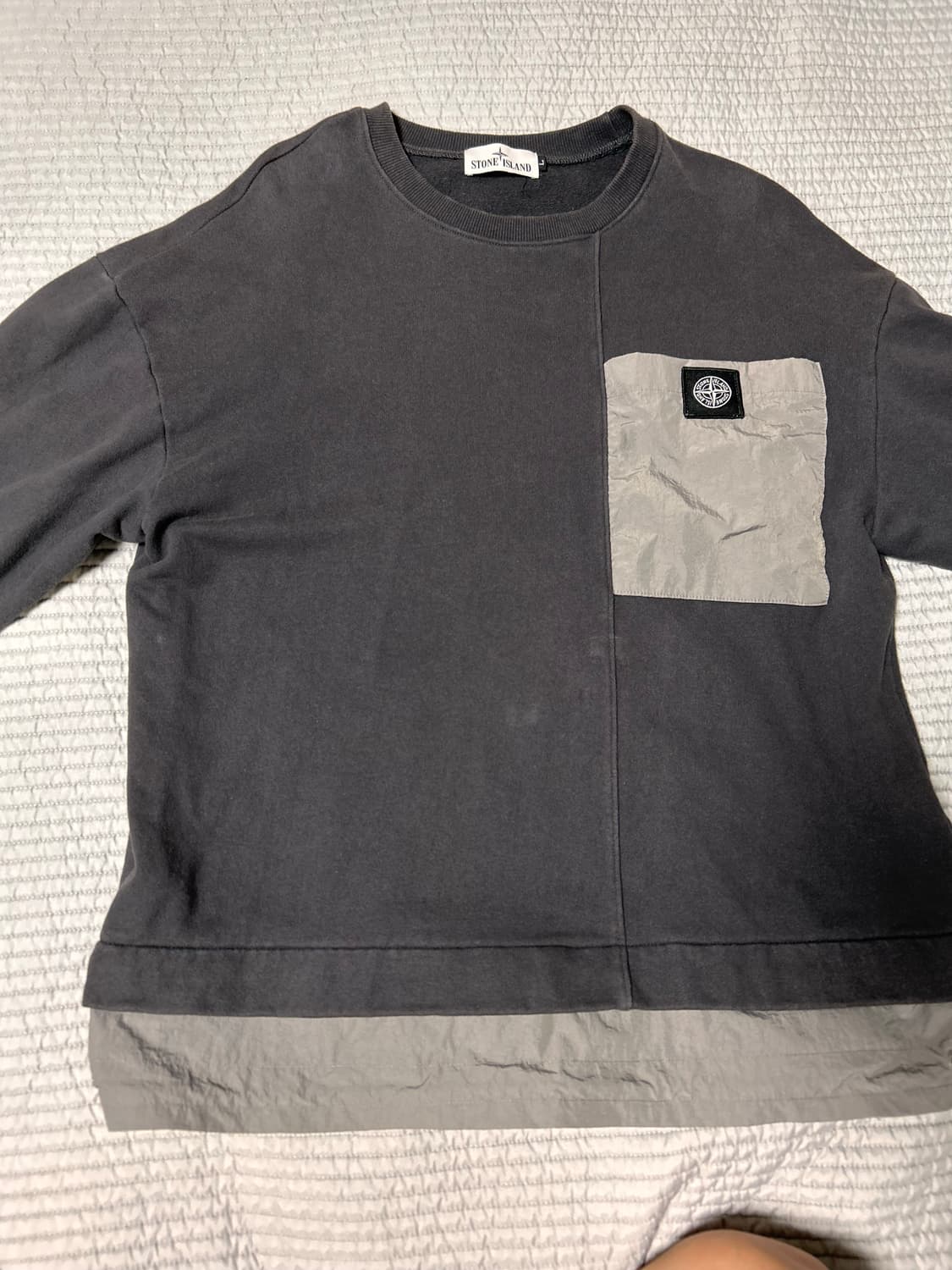 스톤아일랜드 맨투맨 상품이미지1