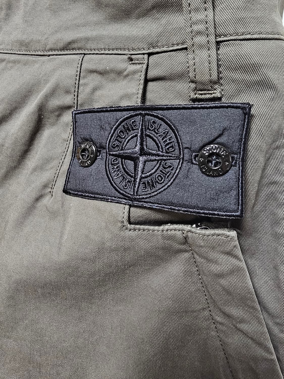 스톤아일랜드 쉐도우프로젝트 사선 지퍼 팬츠 상품이미지3