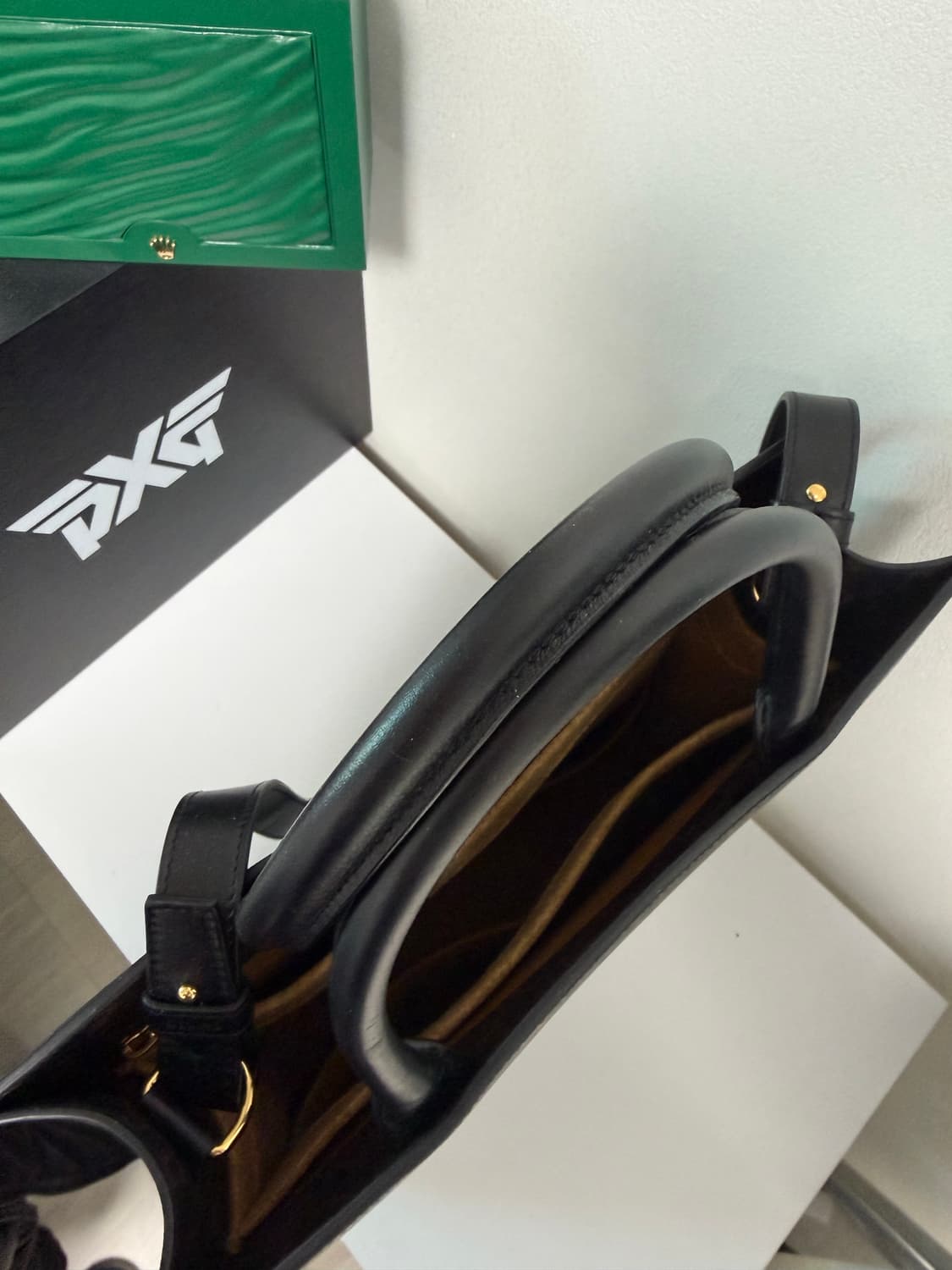 셀린느 트리오페 버티컬 카바스 토트백 미디움 상품이미지7