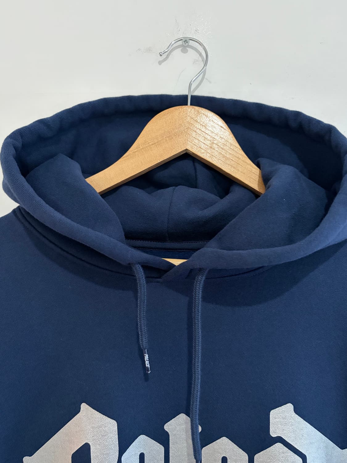 Palace 팔라스 크로스후드  상품이미지2