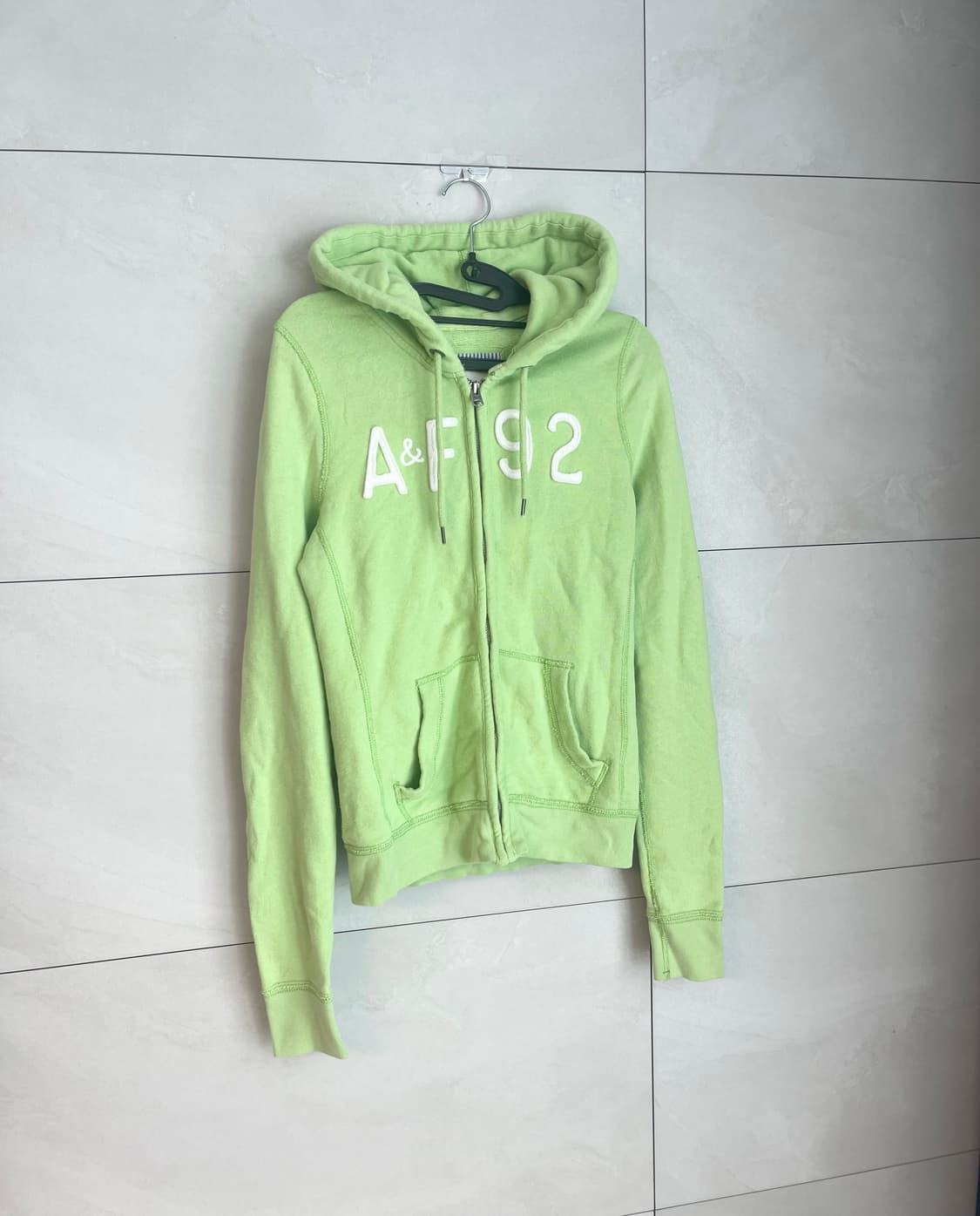 아베크롬비 A&F 스펠로고 후드집업 그린 [S]  상품이미지2