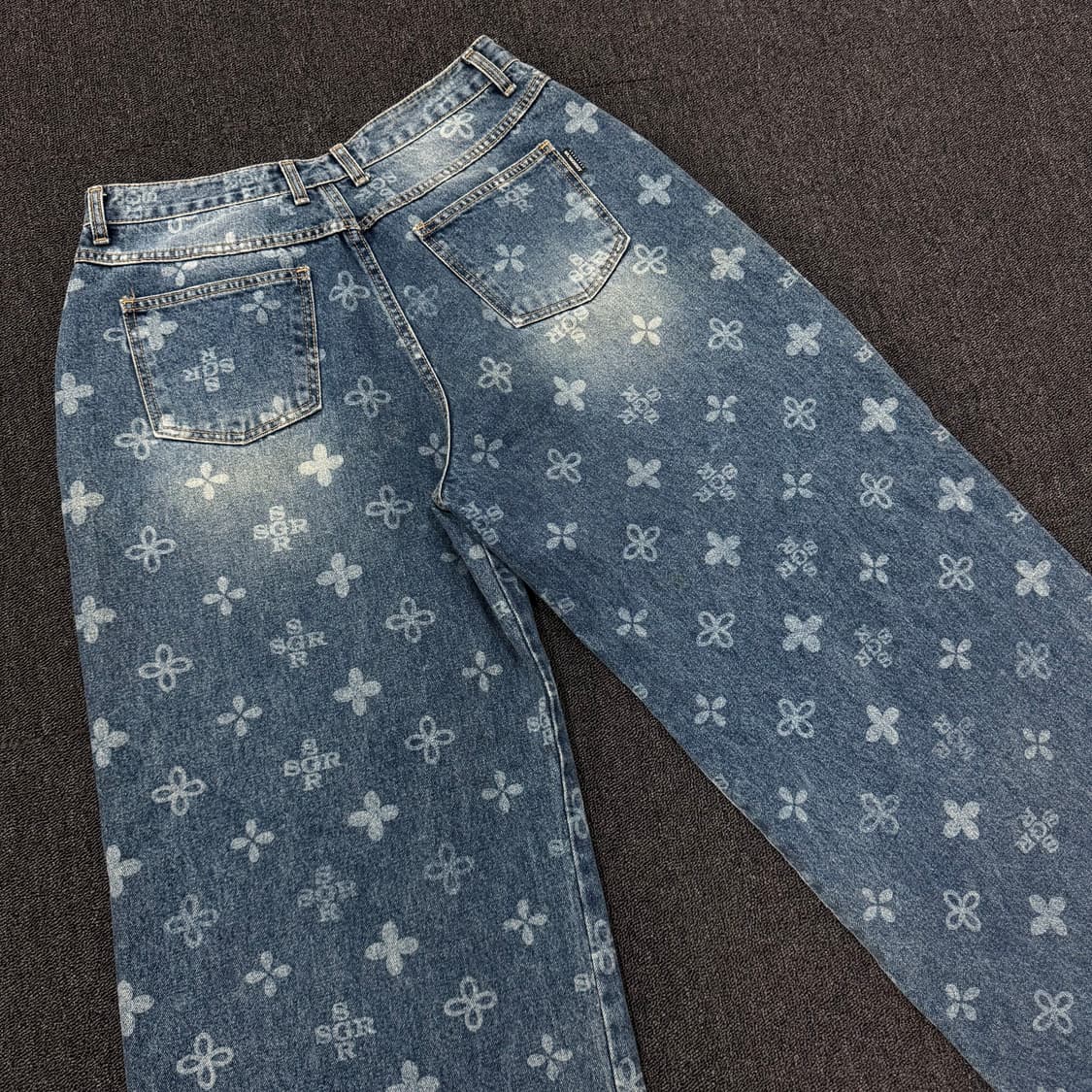 써저리 모노그램 데미지 데님 팬츠 상품이미지6