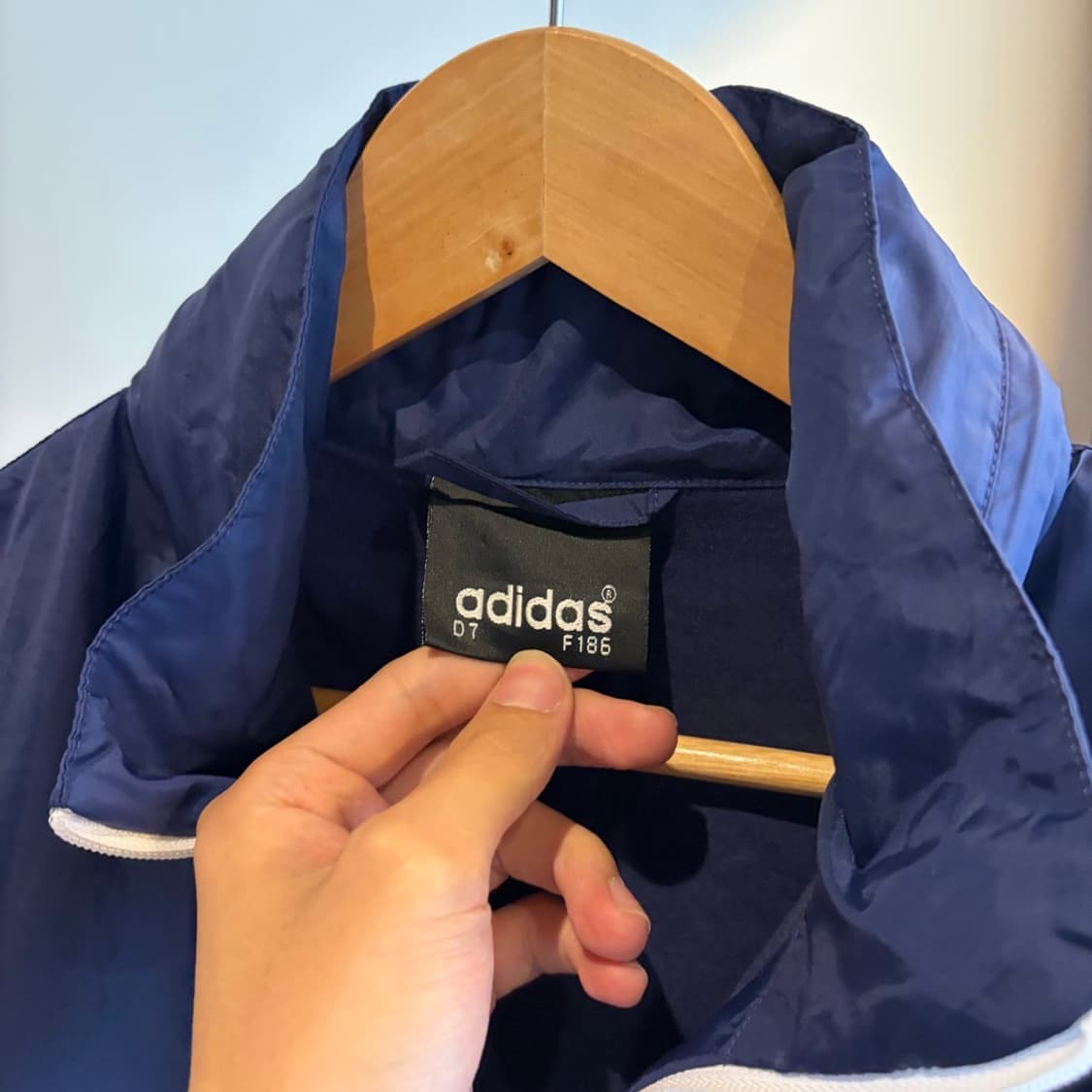 15235 - 아디다스 크롭 바람막이 자켓 상품이미지3