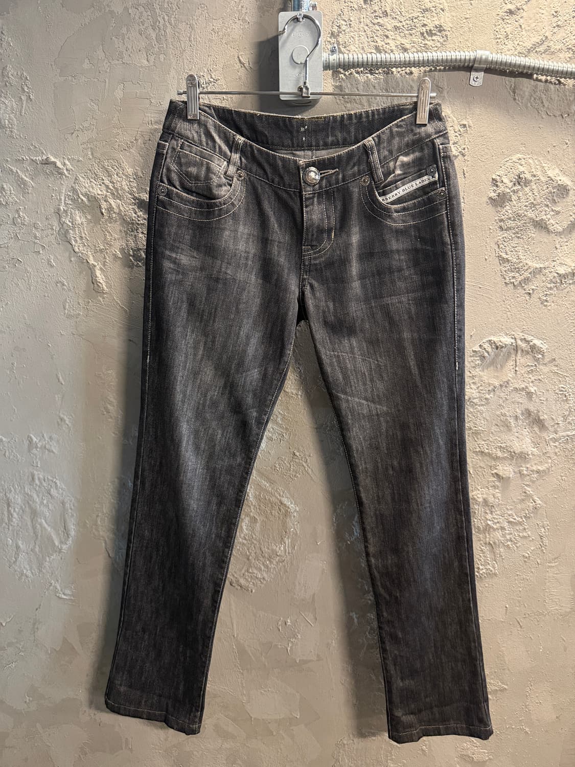 버버리 블루라벨 여성 데님 팬츠 슬림 워싱 40 상품이미지4