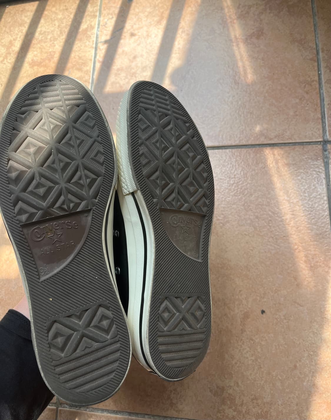 [280] 컨버스 척70 레더 하이 블랙 상품이미지6