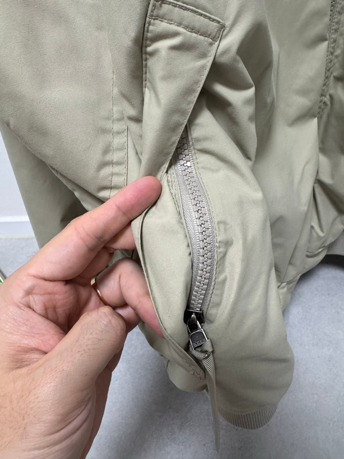 파타고니아 쉘드 신칠라 봄버 자켓  상품이미지5