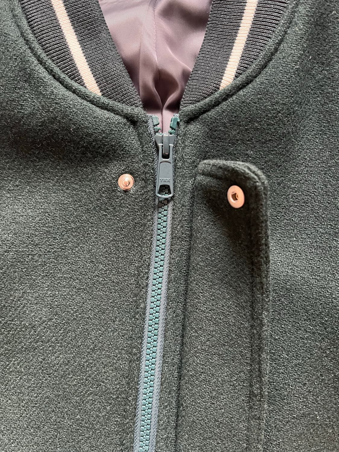 [새상품] 44) 엘무드 프레피 스타디움 바시티 재킷 딥 그린 상품이미지6