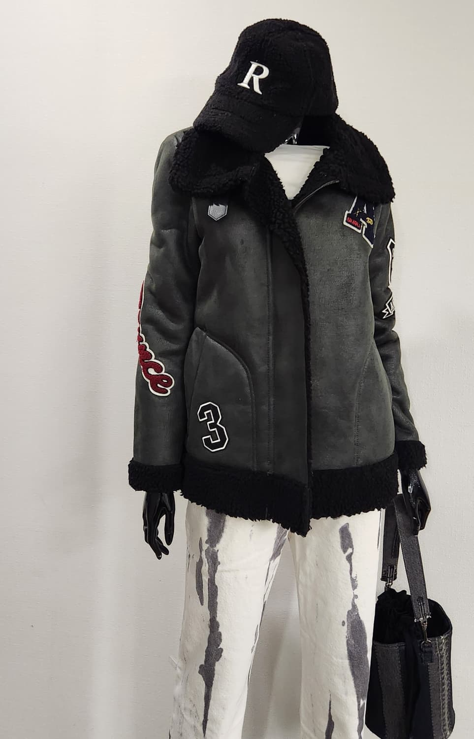 패치 무스탕점퍼 상품이미지1