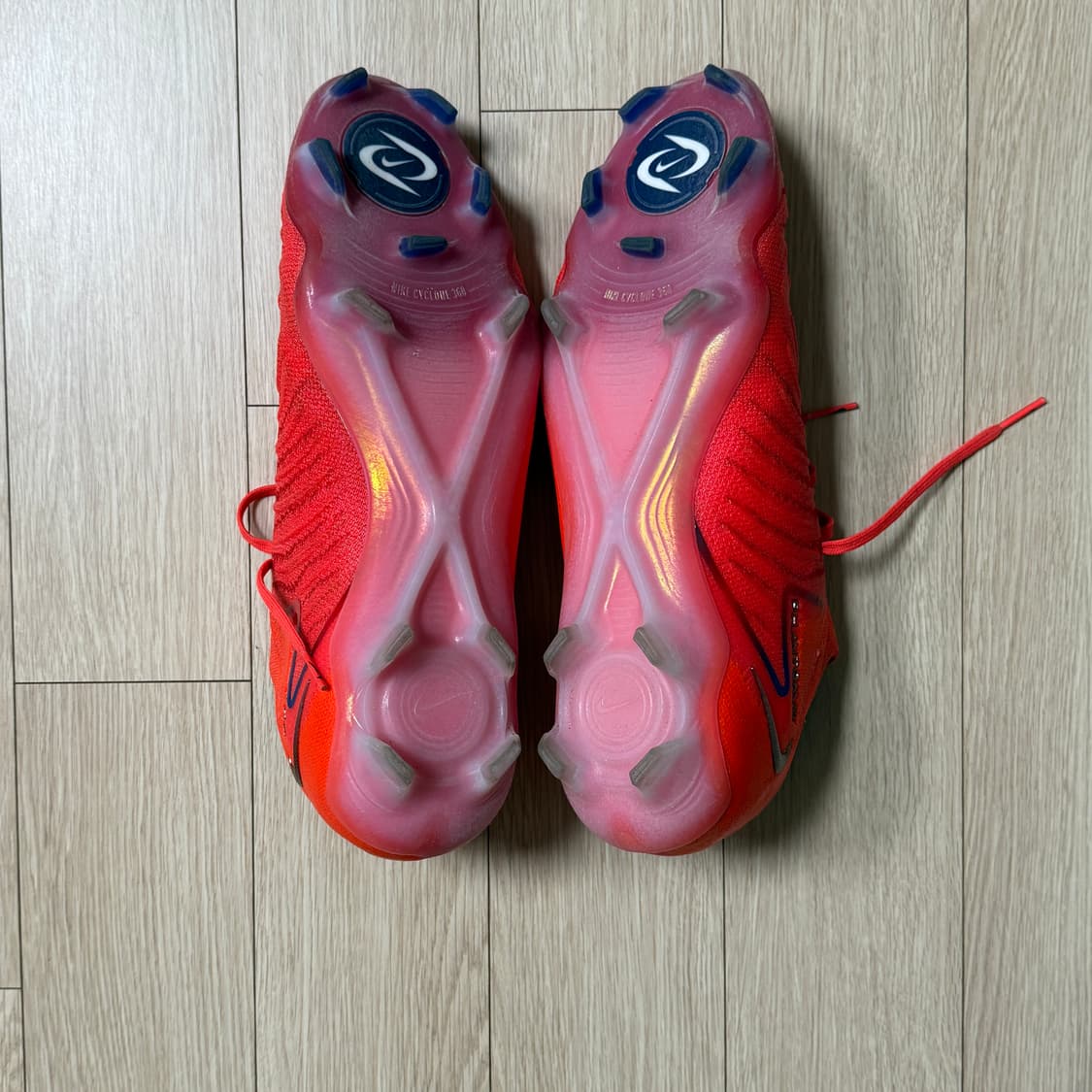 나이키 팬텀 GX 2 FG 엘리트 엘링 홀란드 포스9 FG 브라이트 크림 상품이미지3