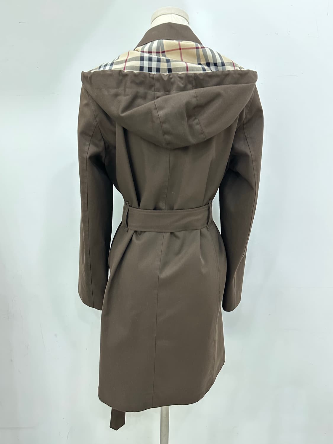 버버리 벨티드 트렌치코트 상품이미지3