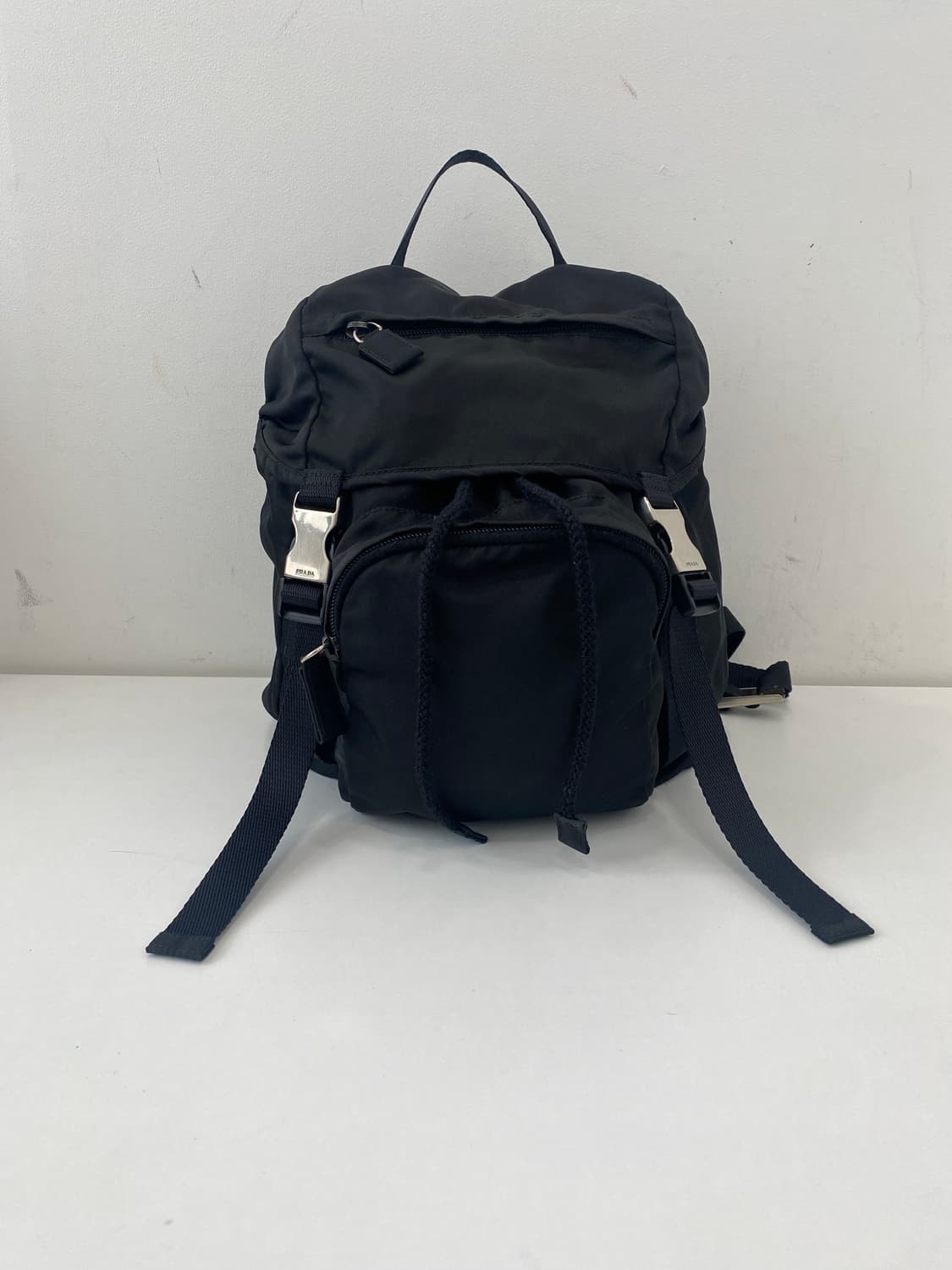 프라다 포코노 나일론 블랙 백팩 상품이미지1