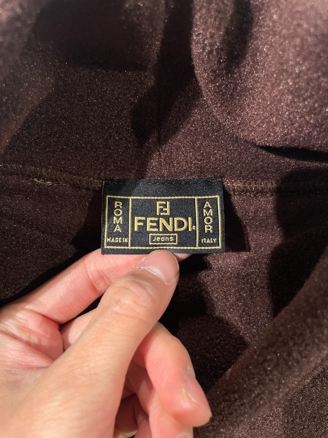 펜디 브라운 센터 로고 터틀넥 플리스 상품이미지7