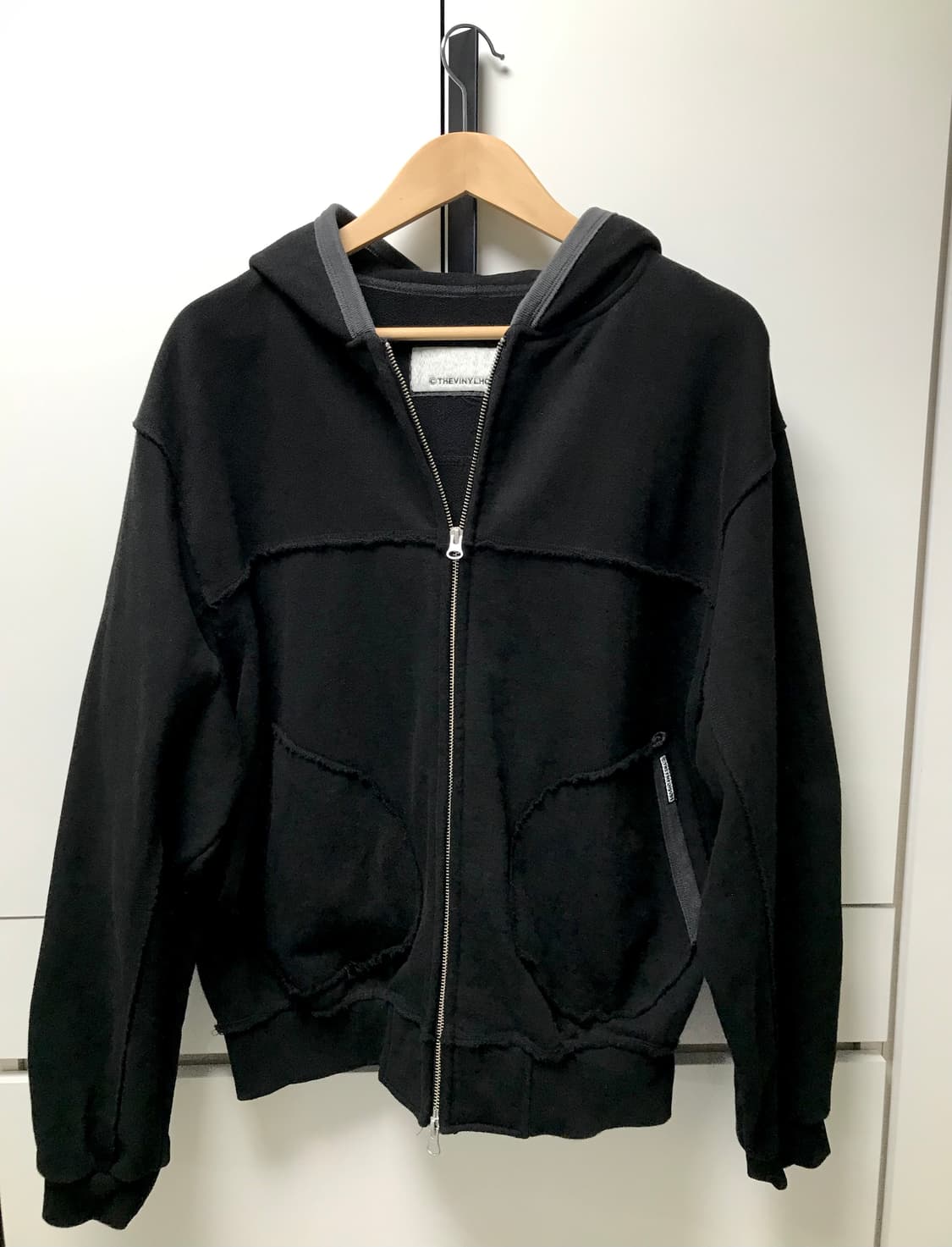 더바이닐하우스 후드집업 상품이미지2