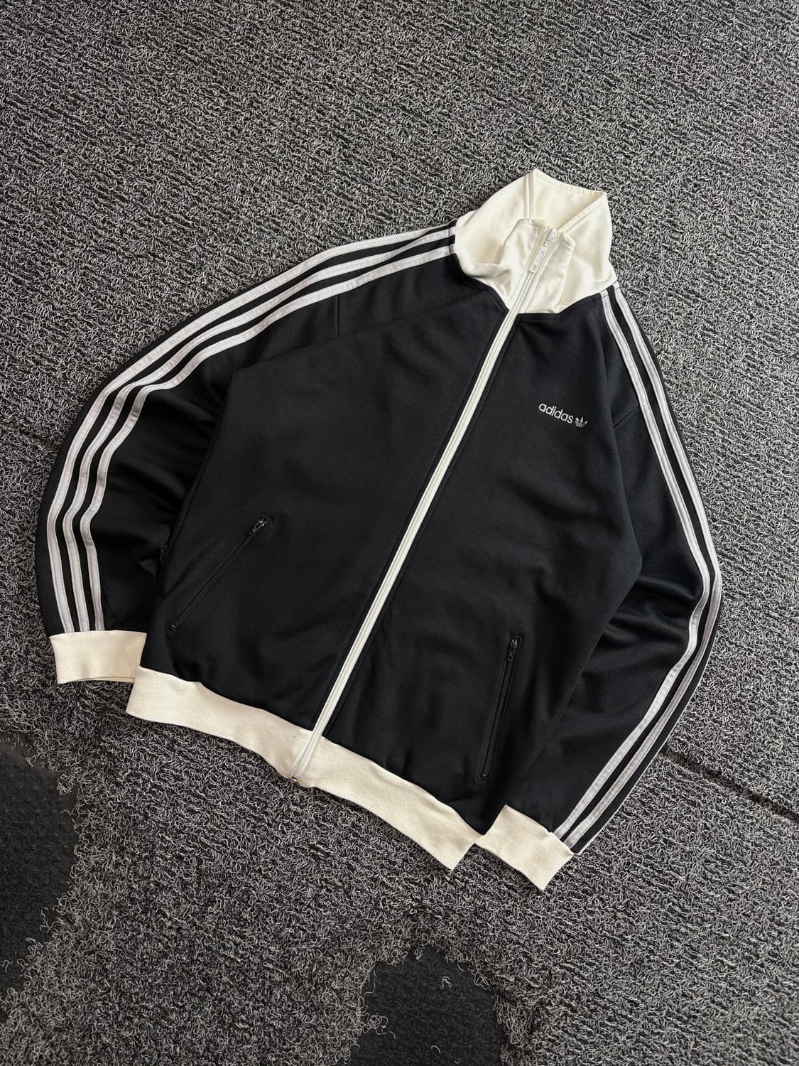 아디다스 베켄바우어 사이드라인 트랙탑 4108 상품이미지1