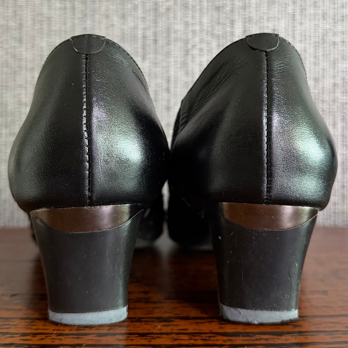 블랙 큐빅 장식 꽃무늬 포인티드 펌프스 구두 230 굽높이 4.5cm 상품이미지7