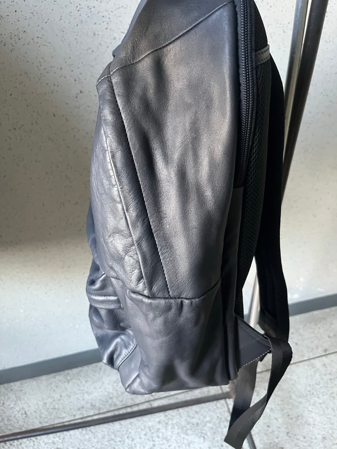 만다리나덕 듀플렉스 송아지 가즉 백팩 상품이미지6