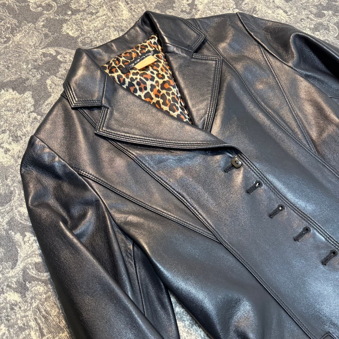 램스킨 슬림버튼 레더 자켓 상품이미지3