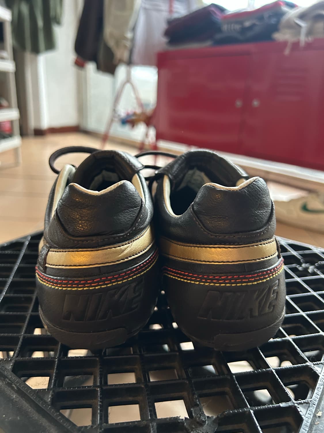 07 호나우지뉴 나이키 티엠포 축구화 265size 상품이미지5