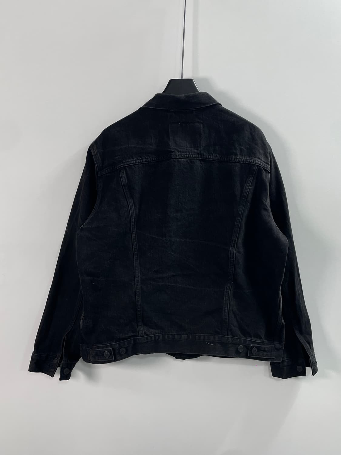 리바이스 레드탭 흑청 워싱 데님자켓 (on.242) 상품이미지3