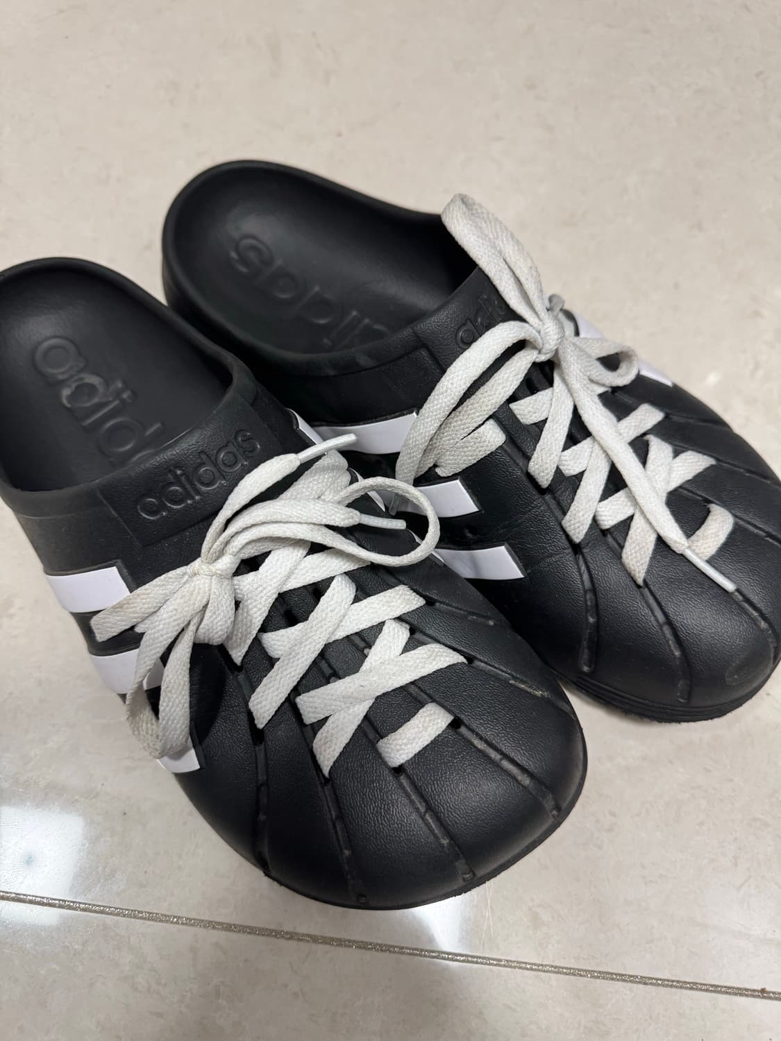 아디다스 클로그 상품이미지1