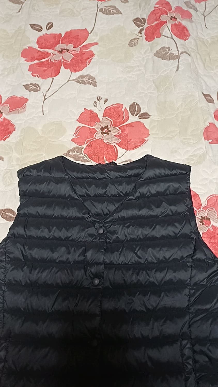 스파오 오리털경량조끼 100 여성77 가슴49 기장62 상품이미지2