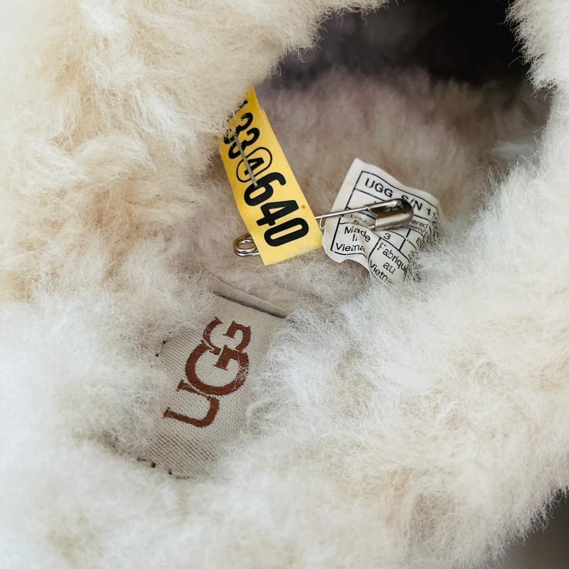 UGG 어그 디스케트 뮬 슬리퍼 체스트넛 US 5 (220) 상품이미지5