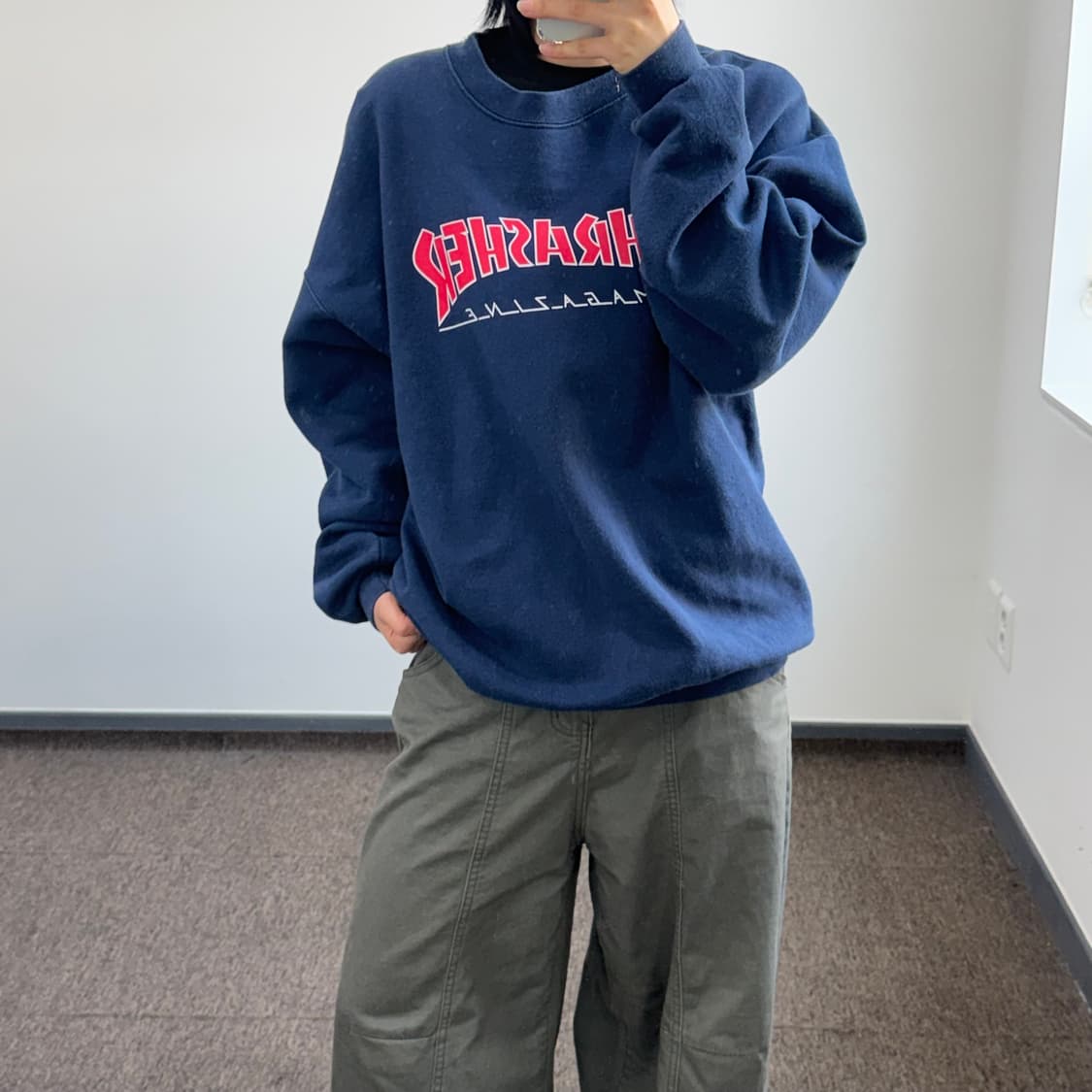 Thrasher 트레저 스펠아웃 로고 네이비 맨투맨 상품이미지1