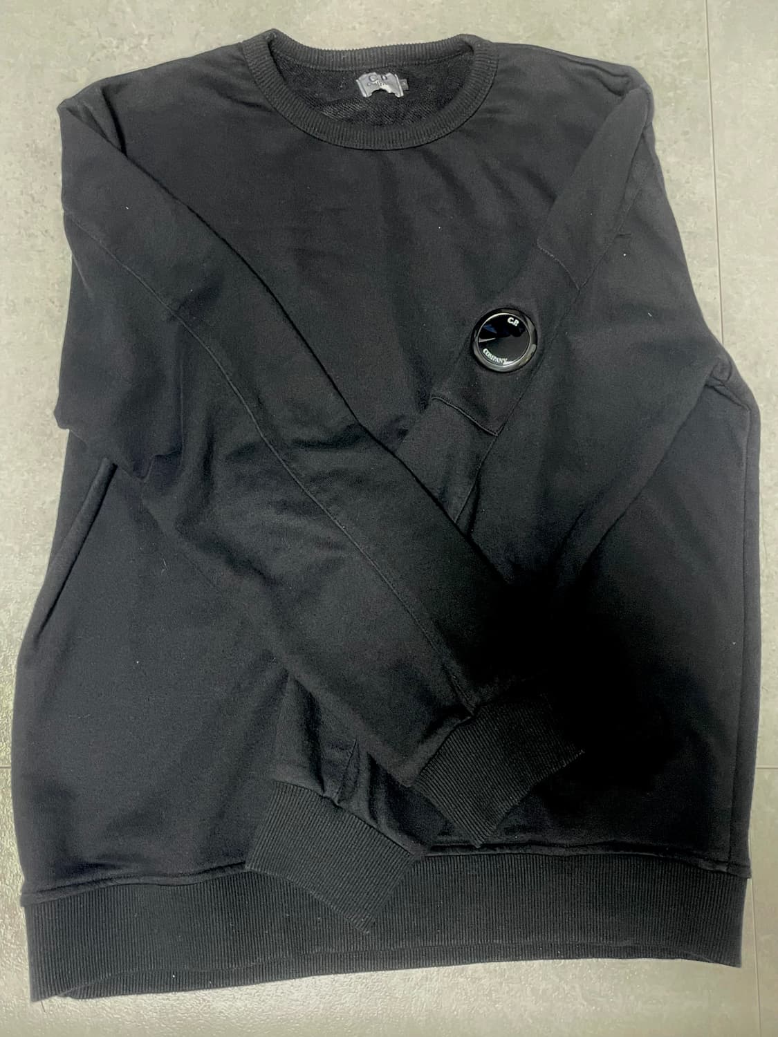 c.p. company 맨투맨 블랙 상품이미지1