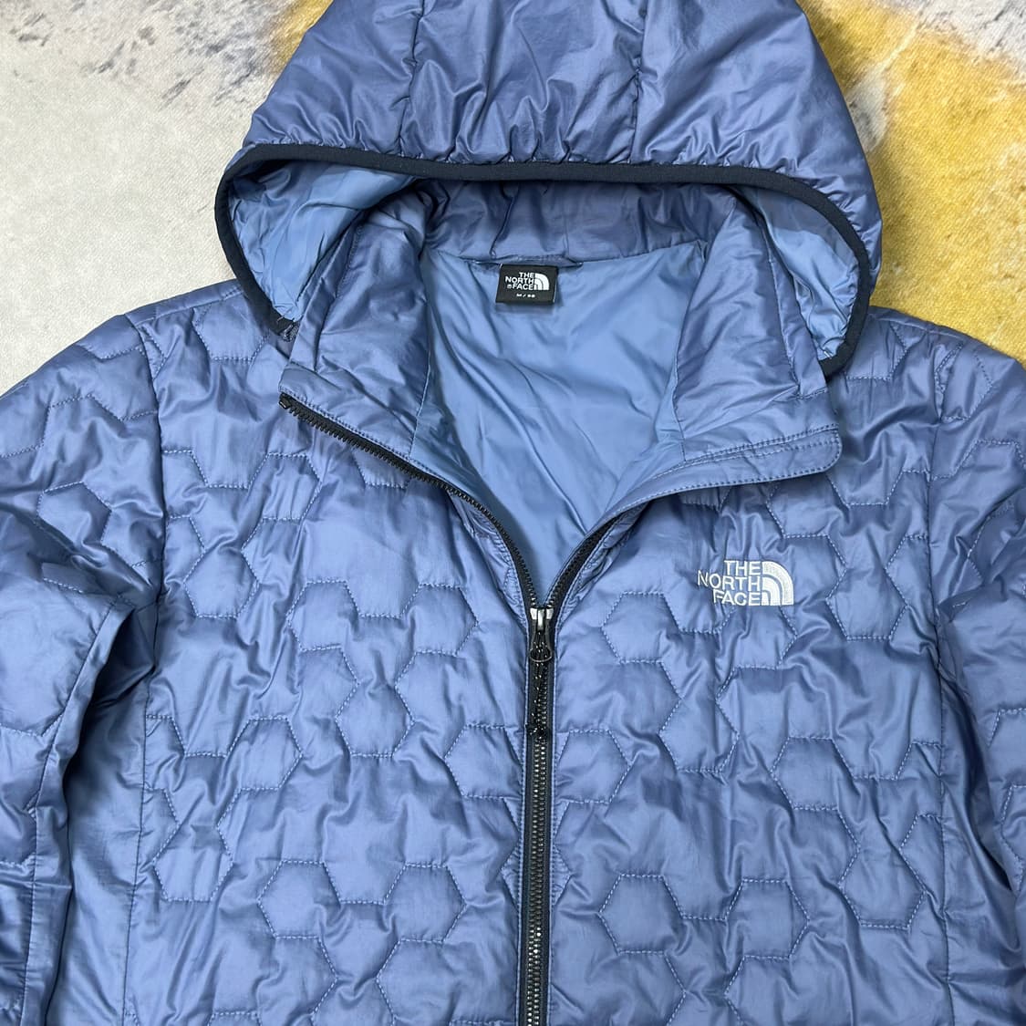 노스페이스 브이모션 후드 퀄팅자켓 m 상품이미지2