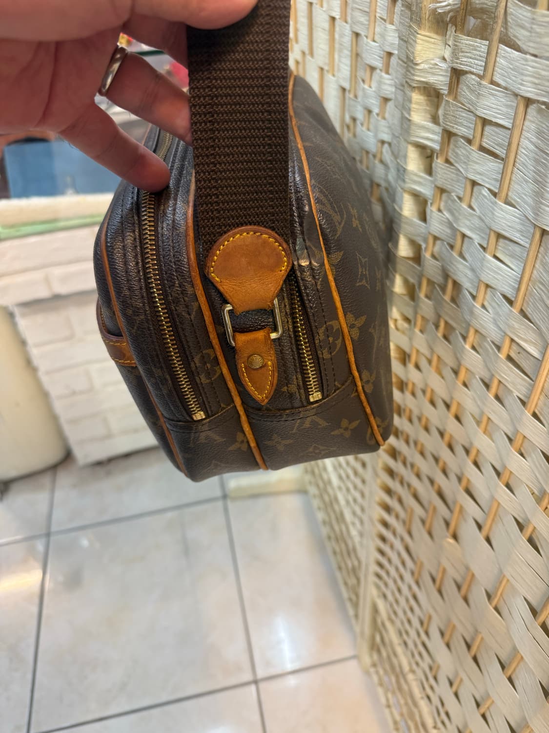 정품 루이비통 리포터PM 팝니다 상품이미지2
