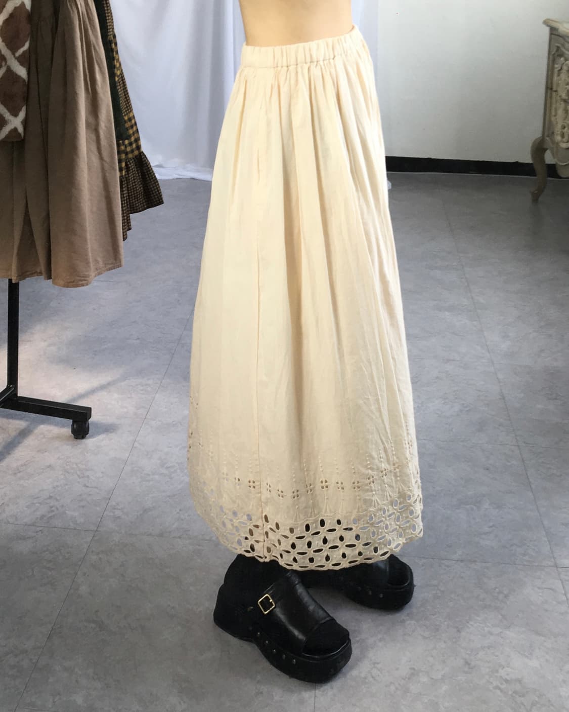 Punching point skirt 상품이미지4