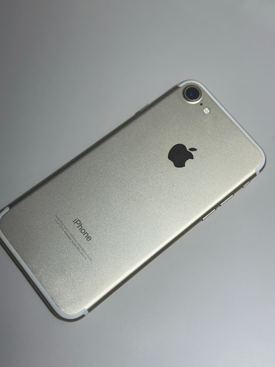 아이폰7 골드 32GB 상품이미지1