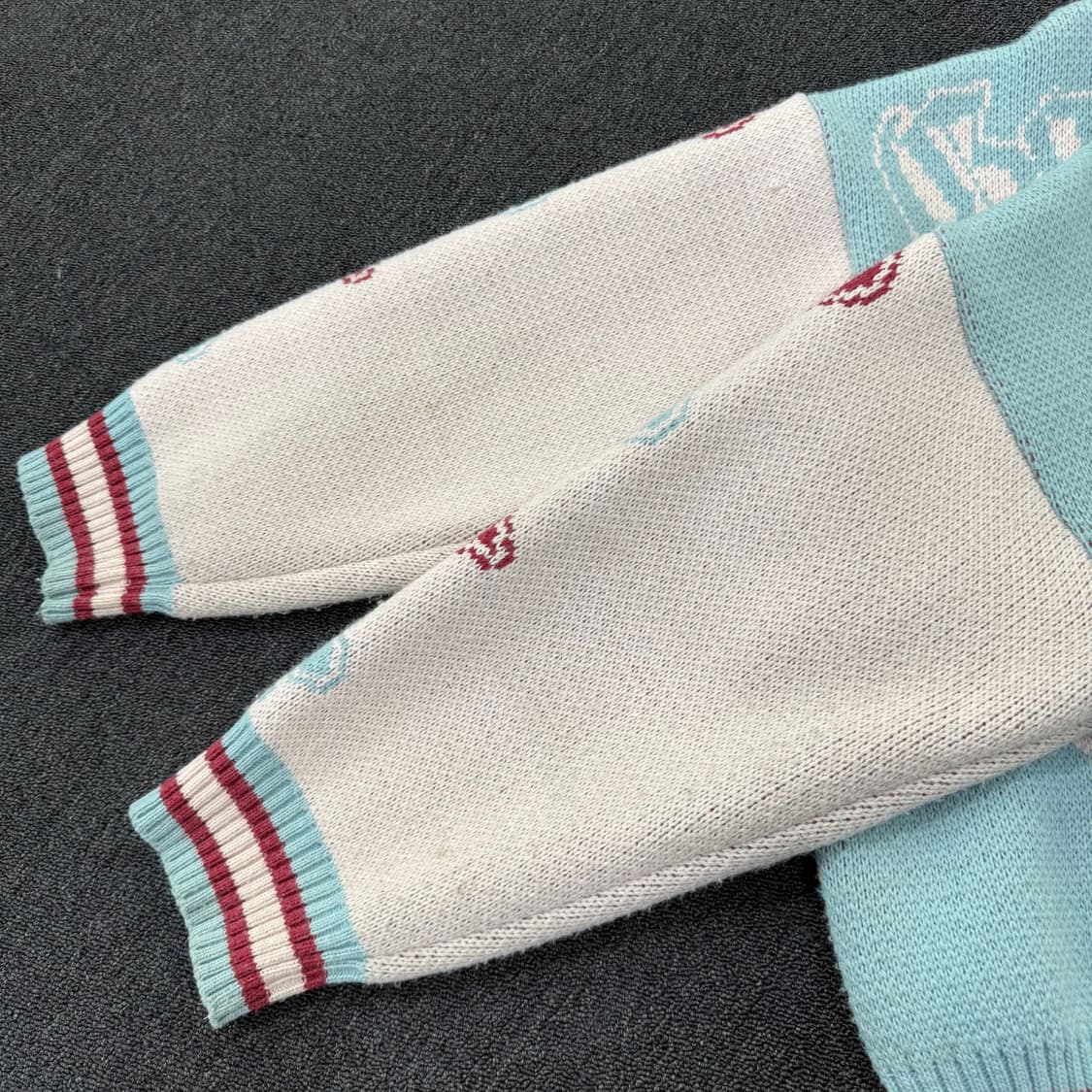 가터갤러리 포커 코위찬 니트 집업 상품이미지7