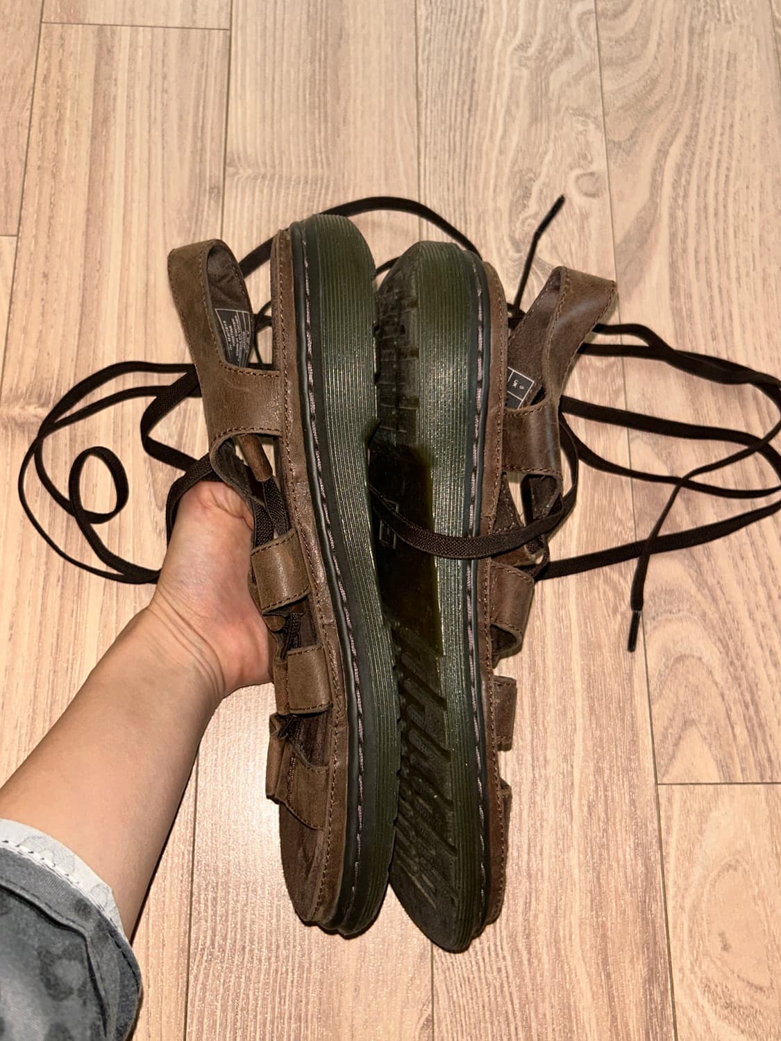 닥터마틴 샌들 크리스티나 브라운 240 상품이미지3