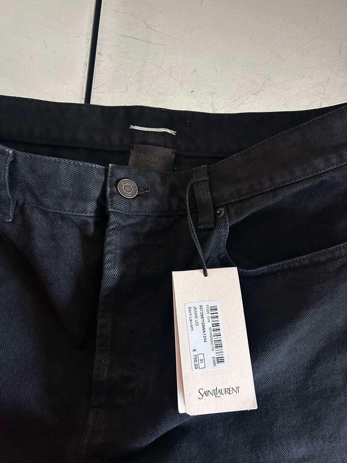 생로랑 플레어진 상품이미지5