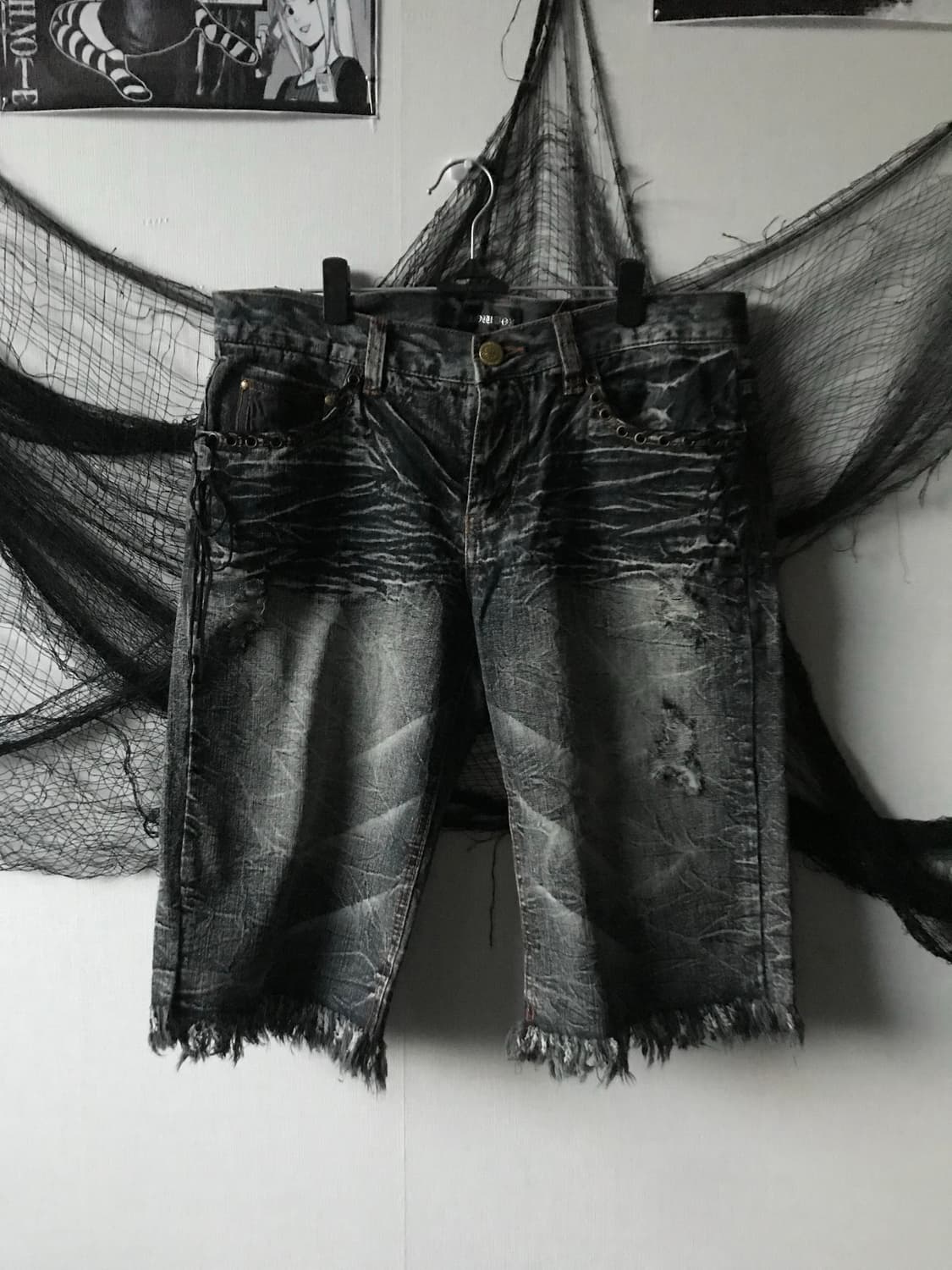 Punk eyelet detailed shorts   상품이미지1