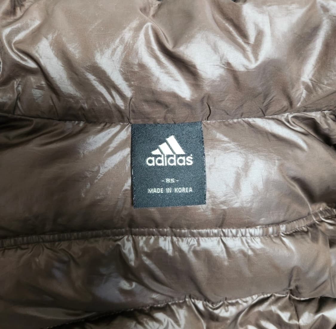 아디다스 브라운 경량패딩 상품이미지3