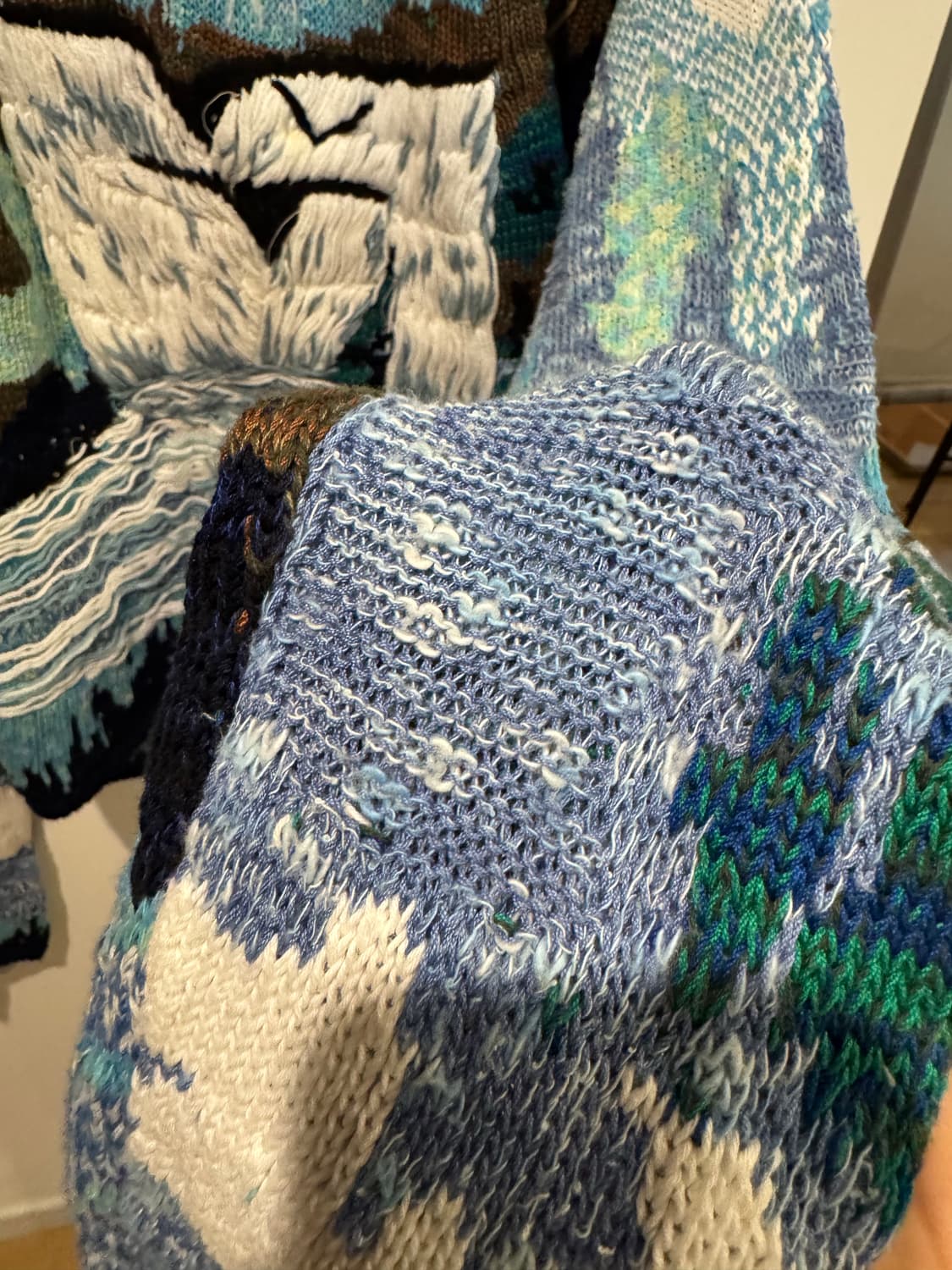 오프화이트 니트 상품이미지4