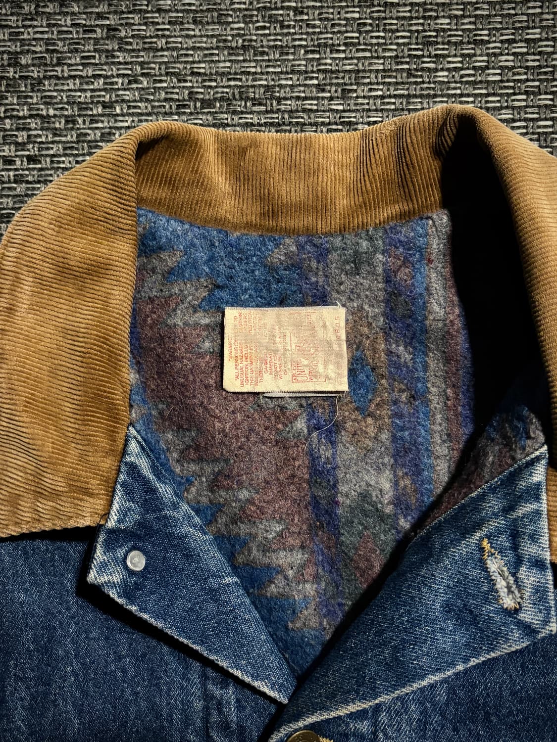 90s 칼하트 아즈텍 트러커 PJB008 XL USA🇺🇸 상품이미지5