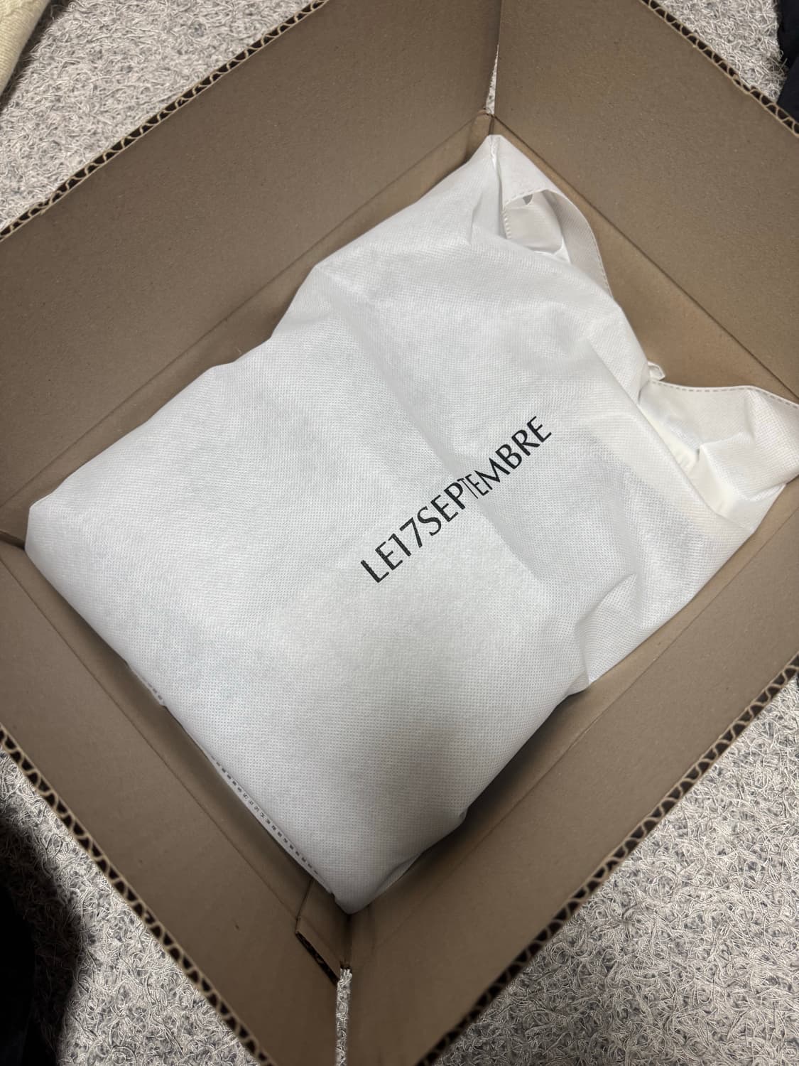 le917 르917 ALPACA BLEND V NECK 니트 그레이 새것 상품이미지9