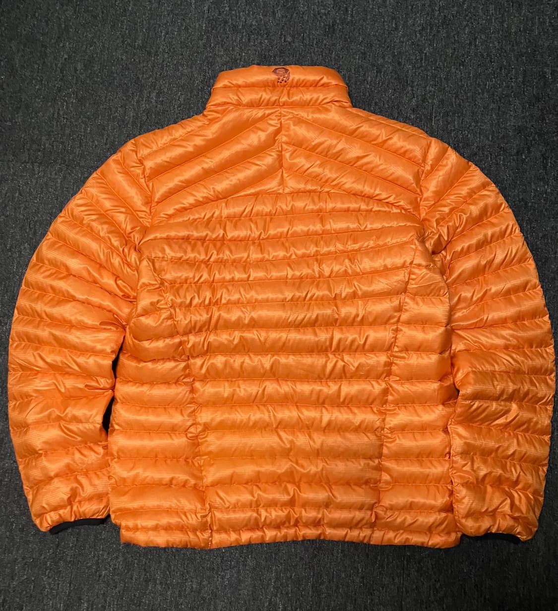 마운틴하드웨어 경량패딩 오렌지 상품이미지6