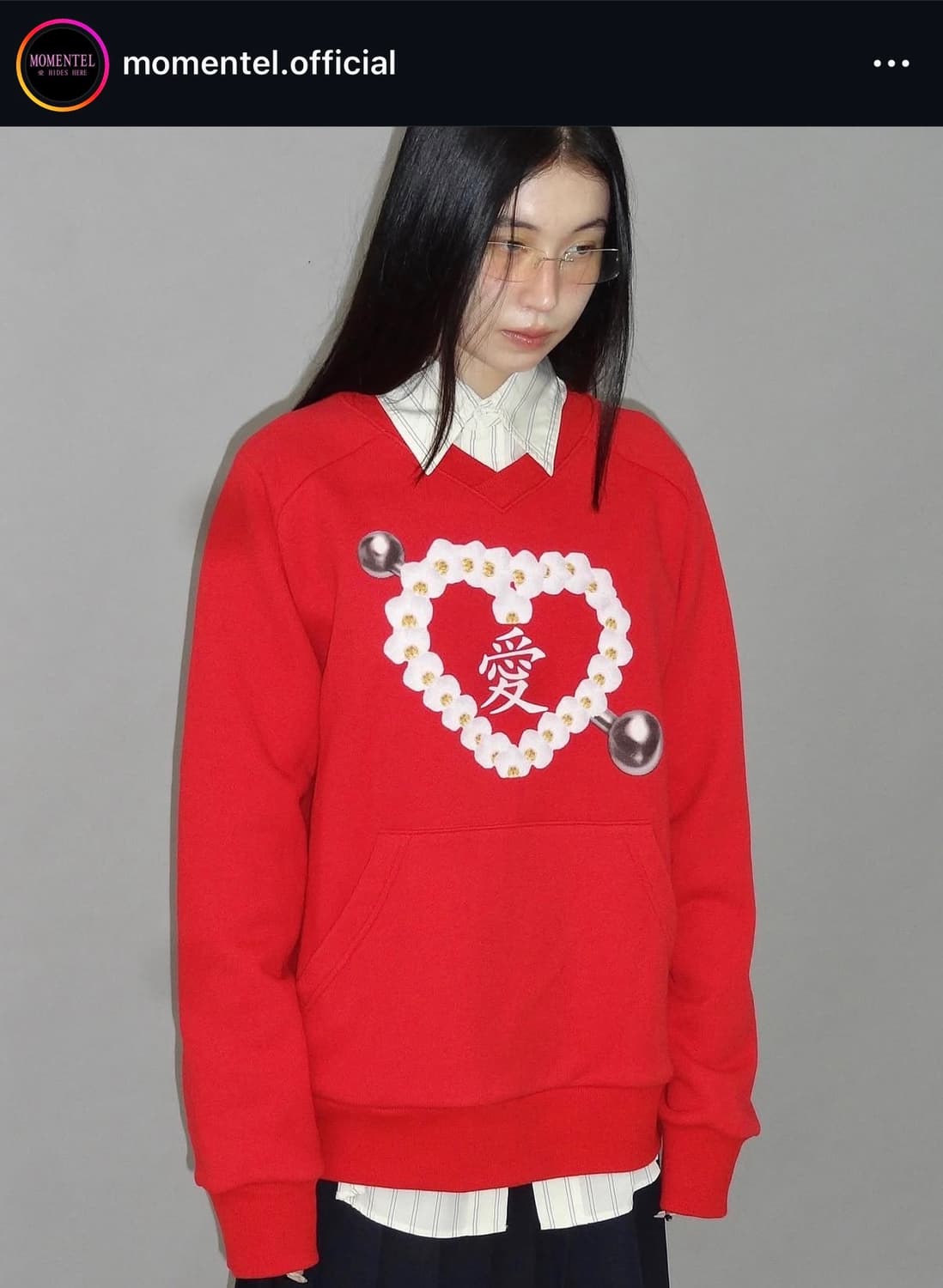 모멘텔 러브피어싱 맨투맨 상품이미지2