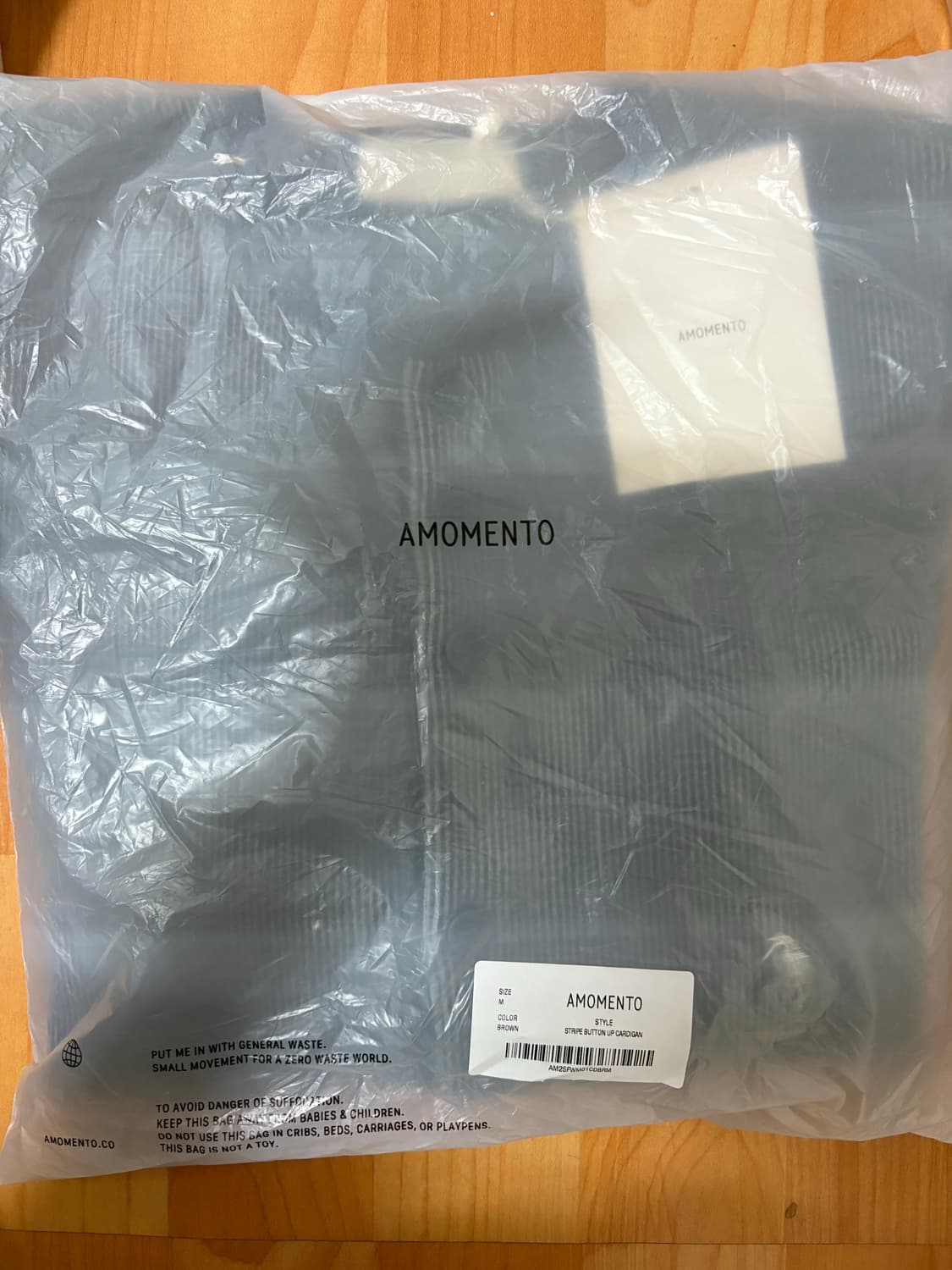 아모멘토 스프라이트 버튼 업 가디건 상품이미지4