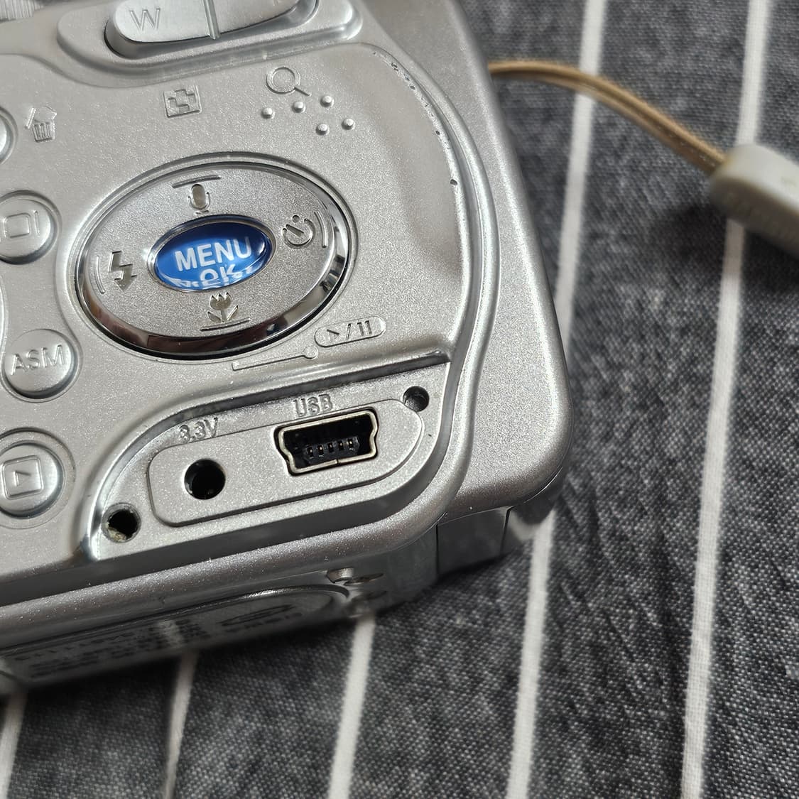 삼성 케녹스 D5 디지털 카메라 상품이미지2