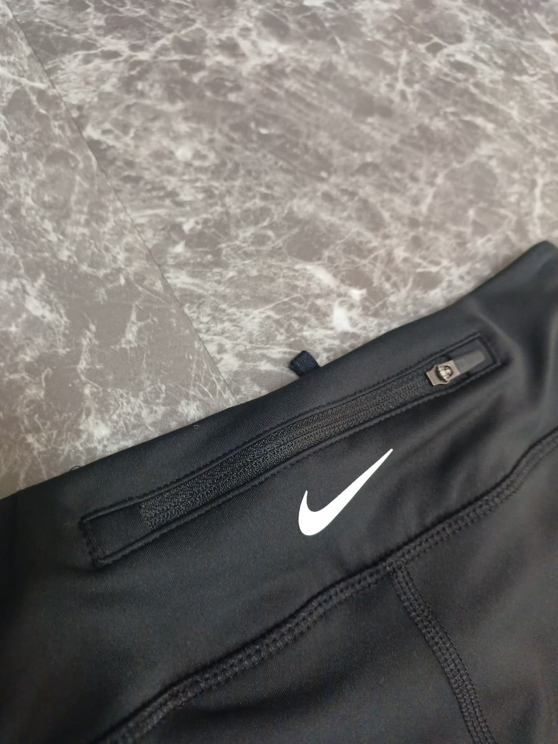 나이키 여성 메쉬 빅로고 레깅스 S(정가95,000원)
 상품이미지6