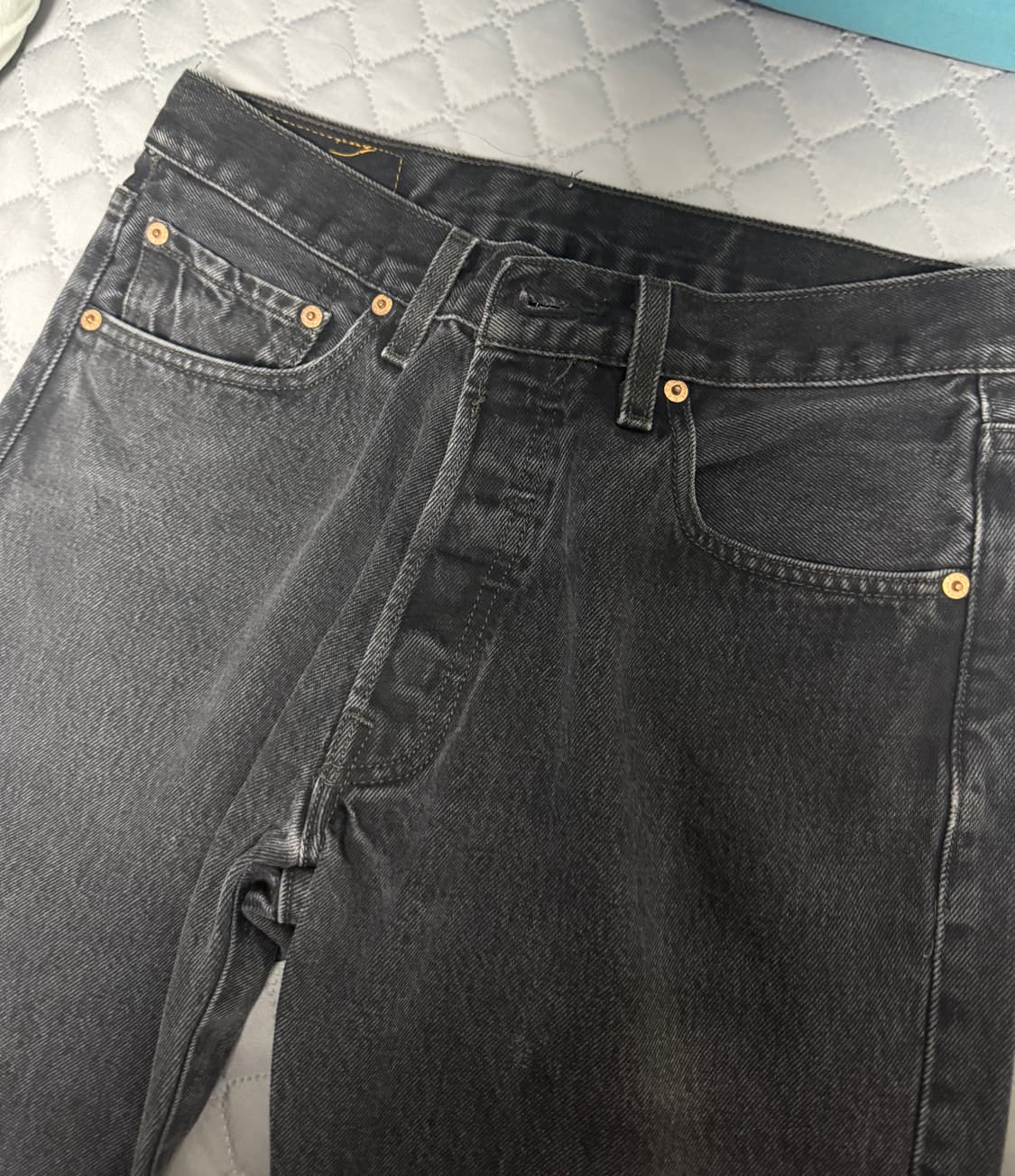 리바이스 501 블랙 워싱 데님 팬츠 상품이미지2